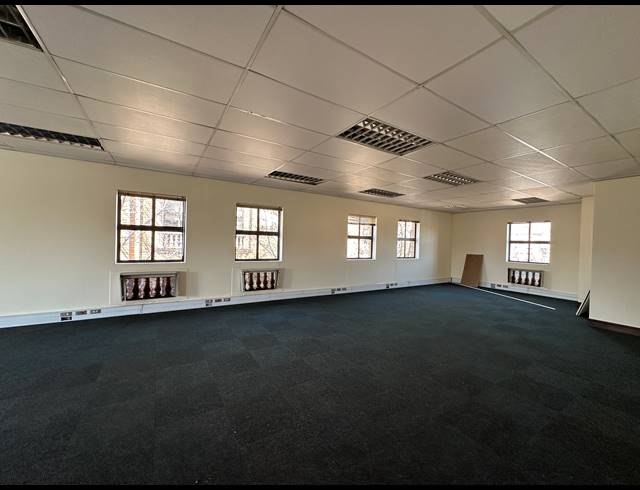 150M² OFFICE TO LET IN HIGHVELD TECHNOPARK